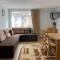 UNDERHILLs house