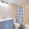 Resort Home with Hot Tub on Lake of the Ozarks! - أوساغ بيتش