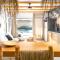 AQUA HOUSE