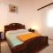 Apartments by the sea Milna, Vis - 8896