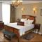 Detective Hotel