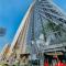 Arte Mont Kiara Luxury Suite with Heated Jacuzzi Pods - Free Parking - Next to MITEC- by The Stay Hub