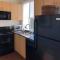 Beautiful new detached casita nestled in scenic southern CA foothills!