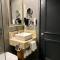 LAUR HOTELS Experience & Elegance