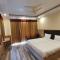 Nomadic Inn