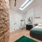Big Design Apt - Sleeps 12 - Best Location - Riga
