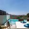 Porti Villas Iraklis