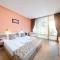 Aurelia Beach Complex