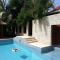 ONE LUXE JAMAICA VILLA with private pool, modern interior and secluded