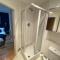 Large 5-Bed city centre townhouse with secure parking
