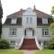 Villa Friedericia, Wohnung 3-Hochparterre links