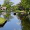 A cosy house close to Giethoorn and the Weerribben Wieden National Park with a boat available hire - 羊角村