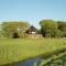 Rural holiday home in the Frisian Workum with a lovely sunny terrace - Workum