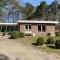 Alluring Holiday Home in Reutum Weerselo with Jacuzzi - Beekdorp