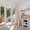 SeaView Apartment & Studio