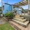The Wee Blue Bach - Waikanae Beach Holiday Home