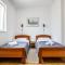 SUMMER NIGHT APARTMENT by DuHomes