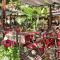 Vromos Guest House