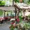 Vromos Guest House