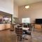 Super 8 by Wyndham Madison South