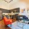 McCormick Place 420 Friendly 3BR in Downtown Chicago with Optional Parking Sleeps 8 Guests Near Soldier Field, Grant Park and Lakefront Trail