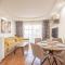 Aqua Vista 2 bed Penthouse with great views