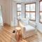 Host & Stay - Emerald Residence