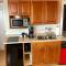 Birds of a Feather Victoria Oceanfront Studio Suites - Colwood