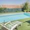 Cozy Home In Servian With Outdoor Swimming Pool - Servian