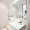 Spacious 3-BR Apartment by HolyGuest