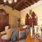 VILLA LIZ Tuscany, private pool, hot tub, property fenced, pets allowed