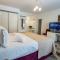 Pensiunea Carmen`s Mansion B