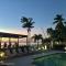 热带日落海滩公寓式酒店 - 圣詹姆斯