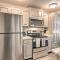 Angel Fire Condo with Fireplace Less Than 1 Mi to Ski Resort - أنجل فاير