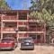 Angel Fire Condo with Fireplace Less Than 1 Mi to Ski Resort - أنجل فاير