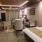 Maple Leaf Hotel