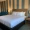 Meridian Inn & Suites Regina Airport - Regina