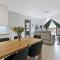48 The Village in Hout Bay - 开普敦