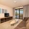 Spacious 3 bedrooms apartment side sea view