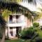 Holua Resort