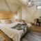 Eco-friendly Villa Aria with a pool and a party room