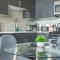 Convenient 2BR Suite in Prime Location with Gym Access & Optional Parking Near McCormick Place and Soldier Field