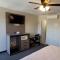Beachwalker Inn & Suites