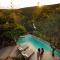 Clifftop Exclusive Safari Hideaway - Welgevonden Game Reserve