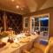 Clifftop Exclusive Safari Hideaway - Welgevonden Game Reserve