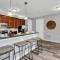 4816 Cayview Ave #306