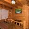 Smokey Max Cabin