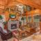 Smokey Max Cabin