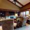 Lion Square Lodge South 750A