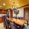 Lion Square Lodge East 307